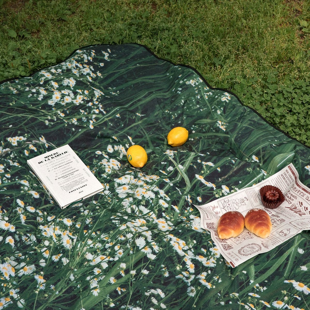 슬립타이트 오브젝트(SLEEPTIGHT OBJECT) green bloom 피크닉매트 (파우치 세트, 양면 방수)