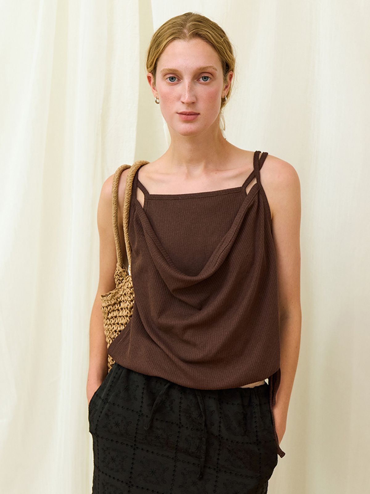 위메농(OUI MAIS NON) Atelier double-up sleeveless