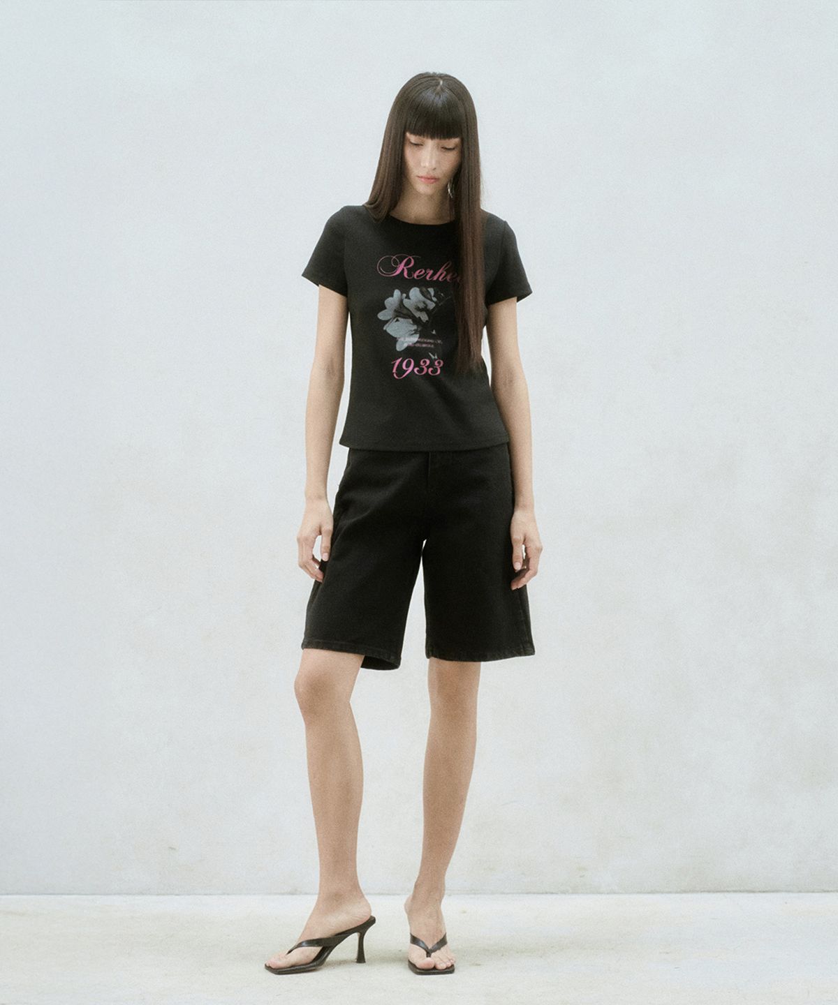 리이(RE RHEE) RERHEE 1933 GRAPHIC T-SHIRT