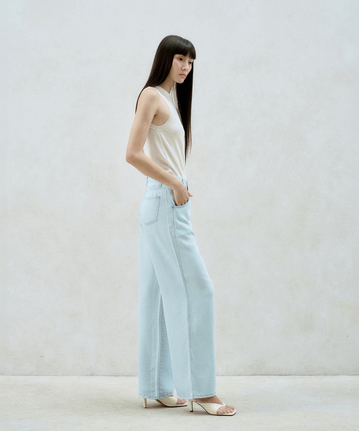 리이(RE RHEE) WIDE LEG DENIM PANTS ICE BLUE
