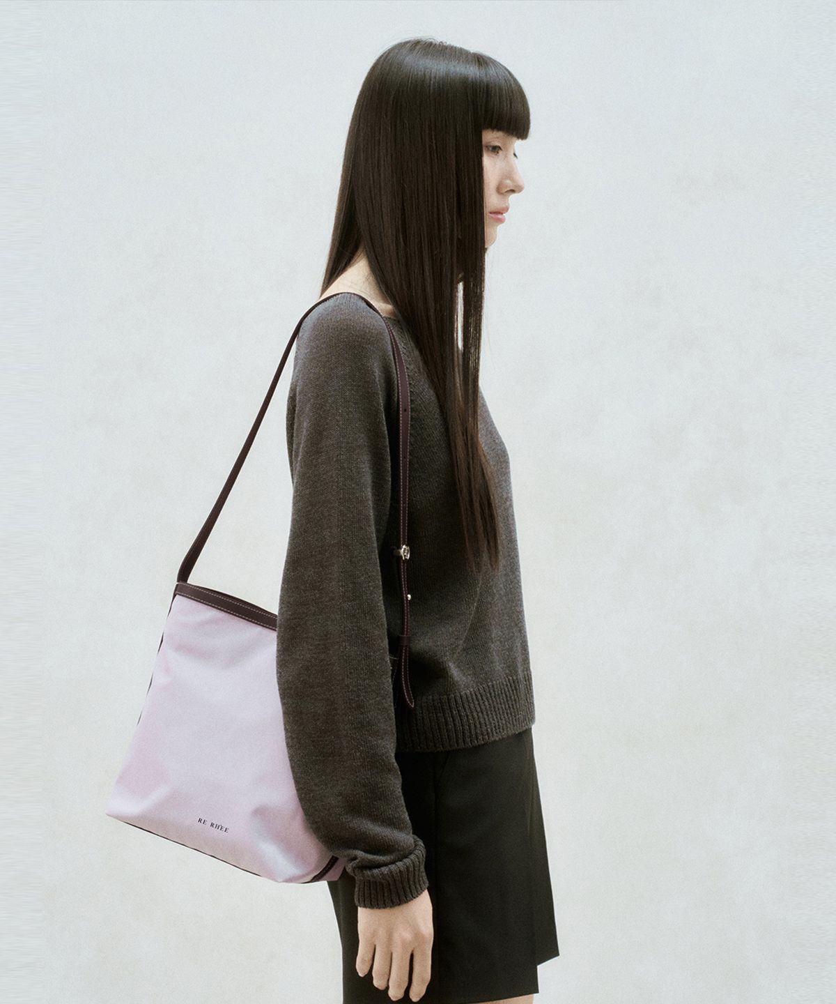 리이(RE RHEE) SQUARE NYLON SHOULDER BAG LAVENDER