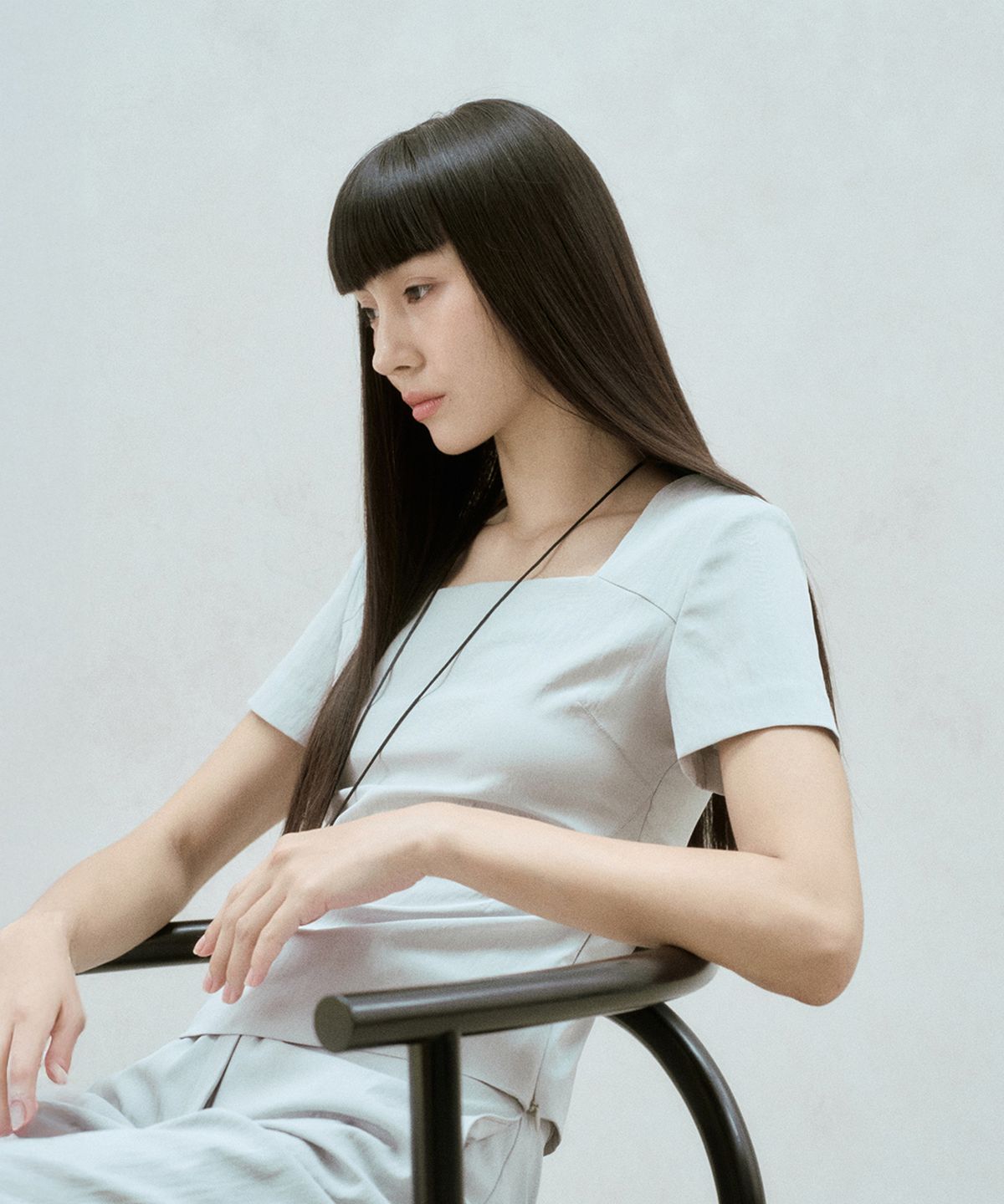 리이(RE RHEE) SQUARE NECK HALF SLEEVE TOP