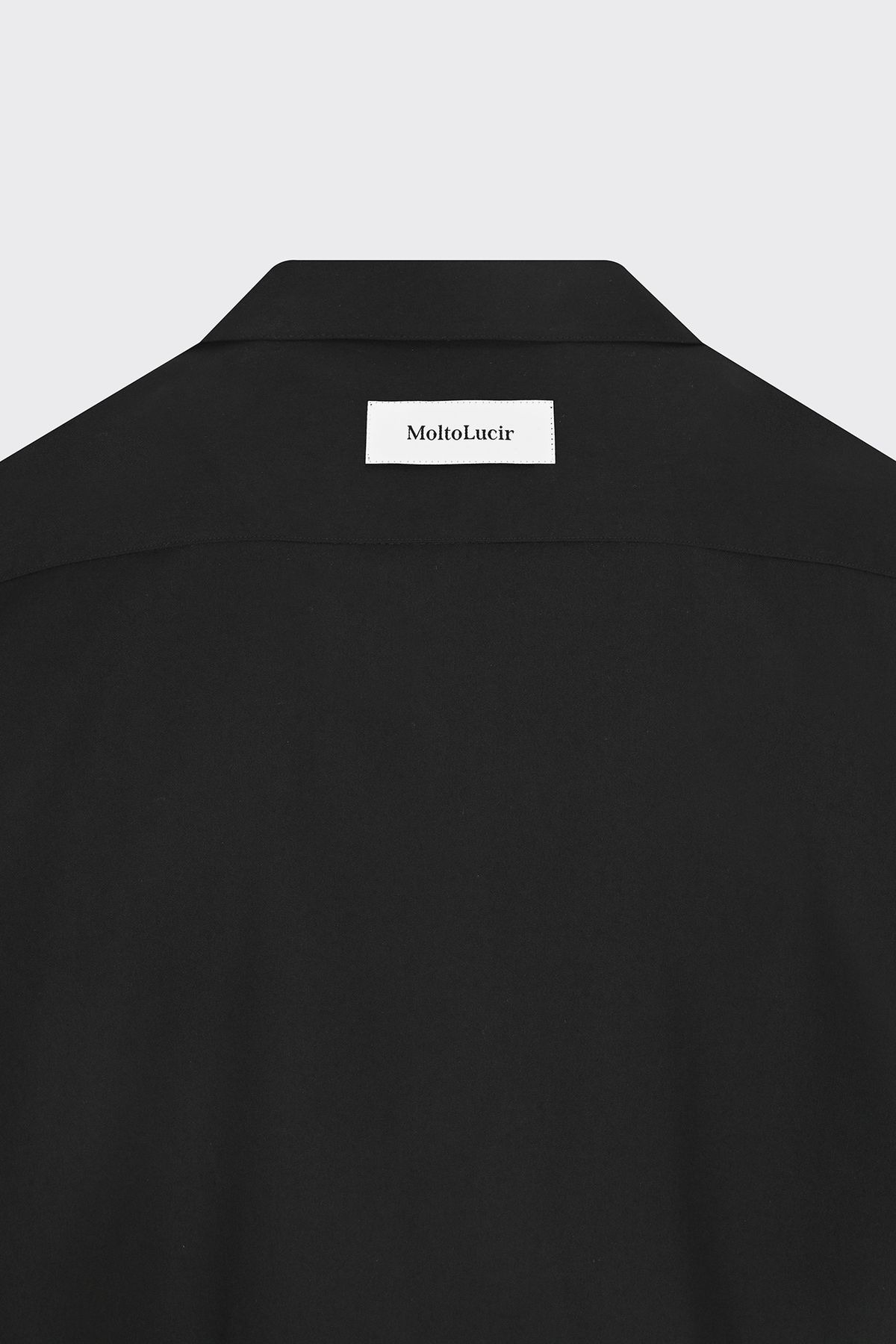 몰토루시르(MOLTOLUCIR) TFSH-S03 Black 실키 텐셀 오픈카라 셔츠