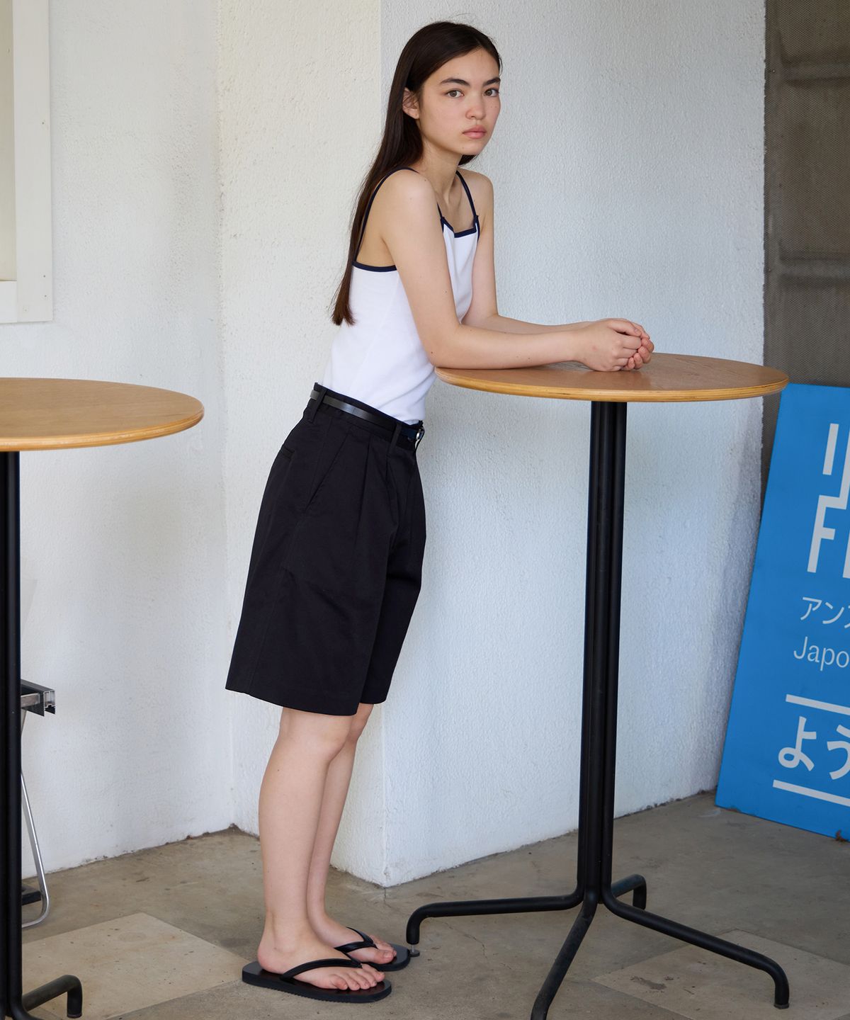 르바(LEVAR) Essential Cotton Half Pants - Black