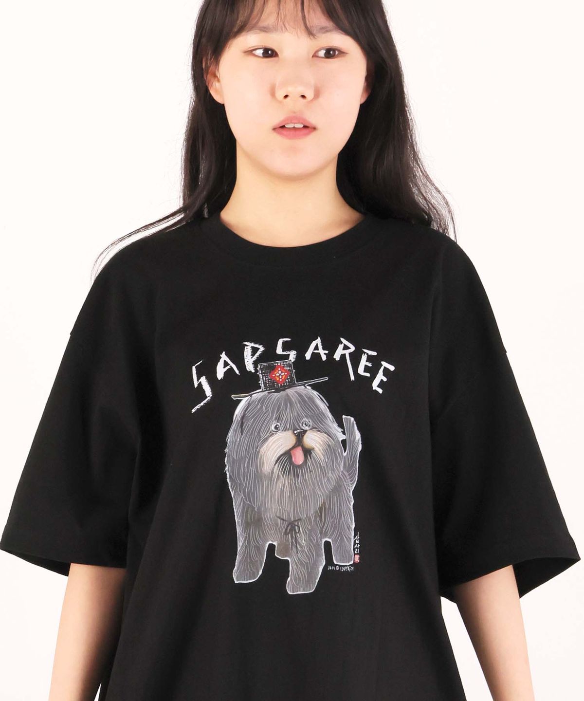 커버라이즈(COVERIZE) SATGAT SAPSAREE TEE (BLACK)