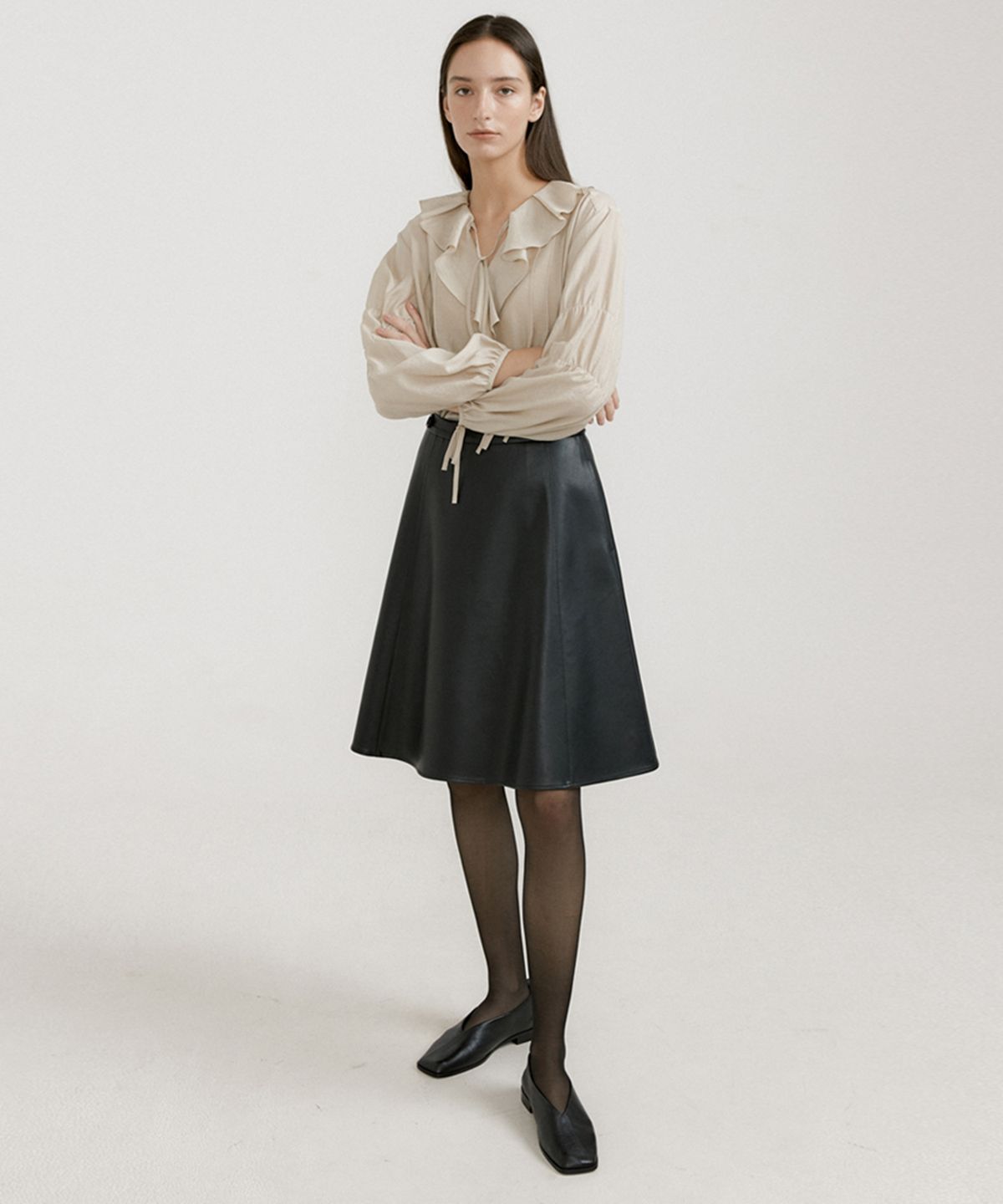 오떼뜨(OCTETTE) LEATHER FLARE SK_BLACK