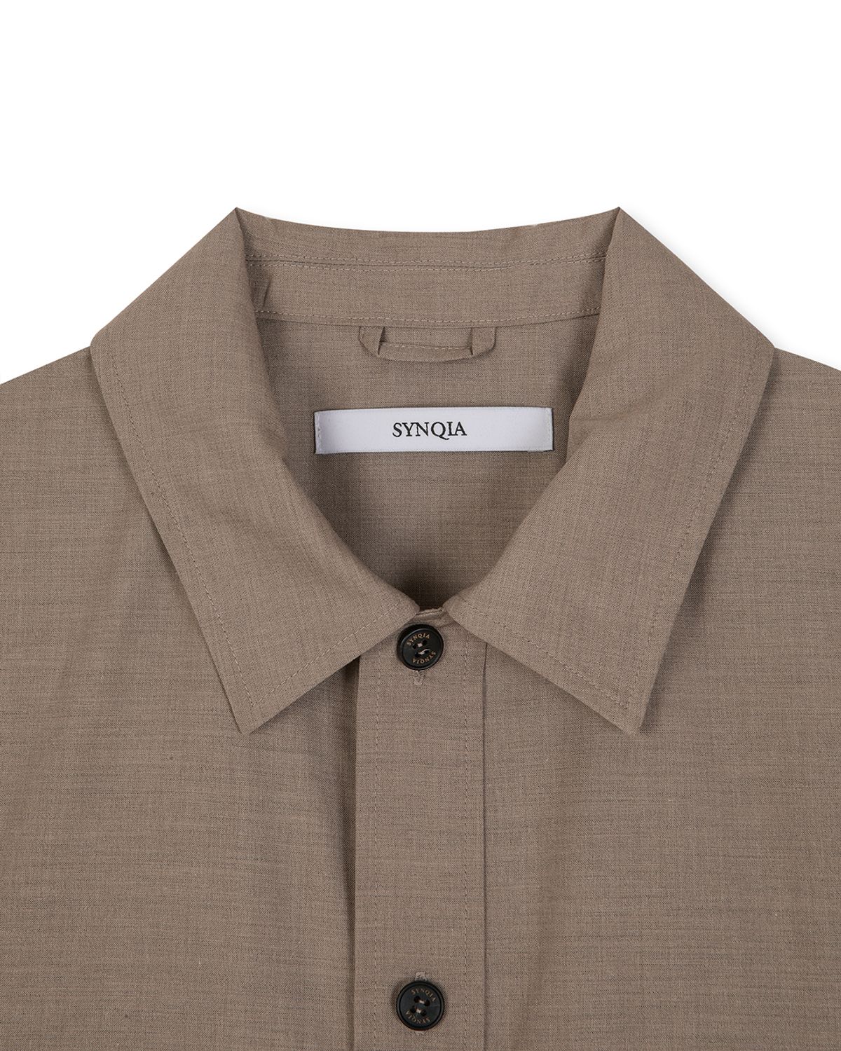 신키아(SYNQIA) 울 블렌드 반팔 핀턱 셔츠 애쉬 브라운