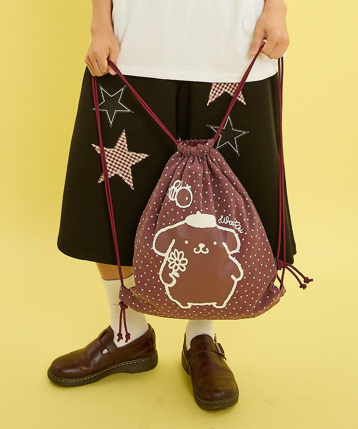 ★Wai Kei★ Pompompurin star string bag navy YKBE08AC01-2 MUSINSA | WAI KEI Pompompurin star string bag burgundy
