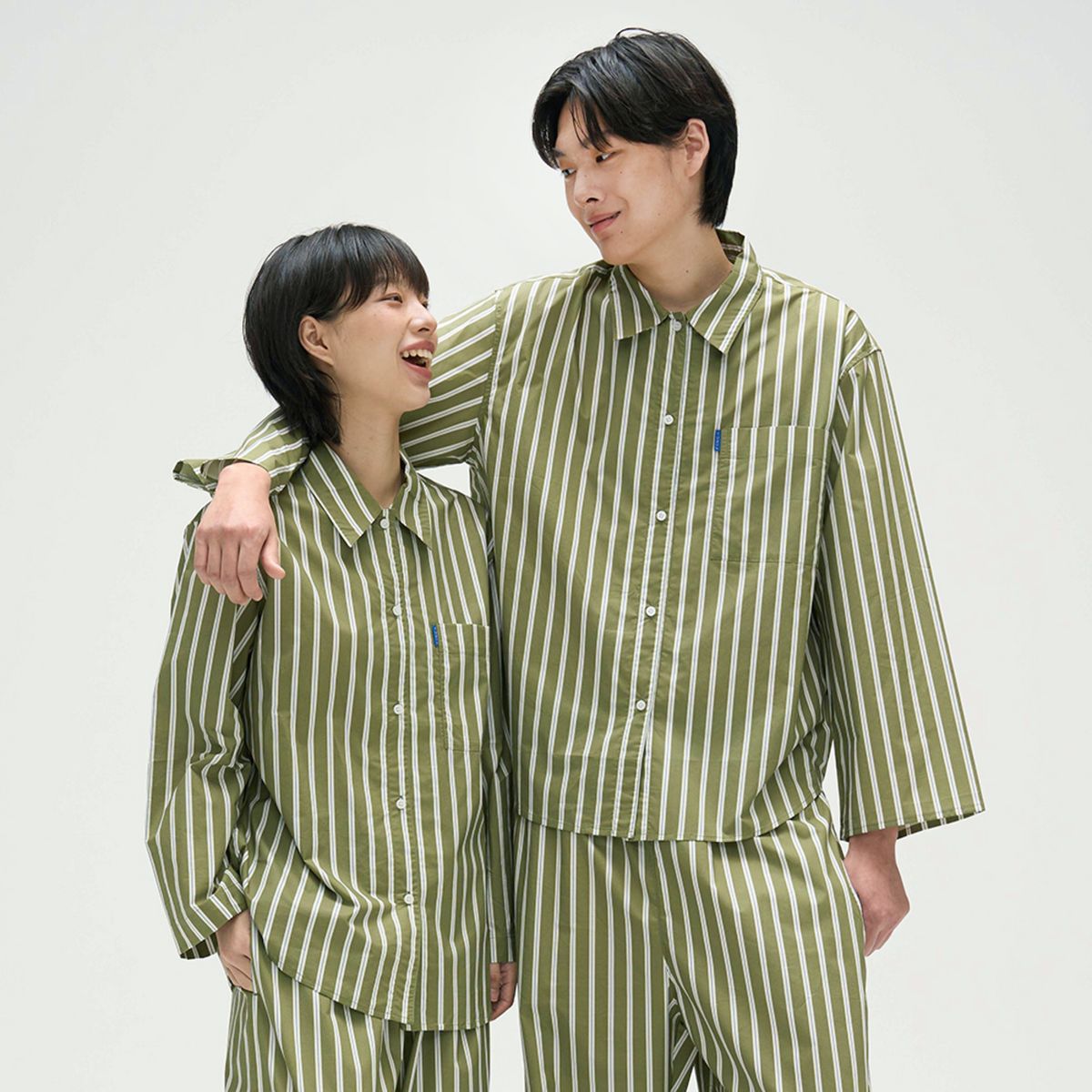 핀카(FINCA) GR103 클래식 홈웨어 파자마 셋업_카키 레이어 스트라이프 2SIZES (선물패키지포함)