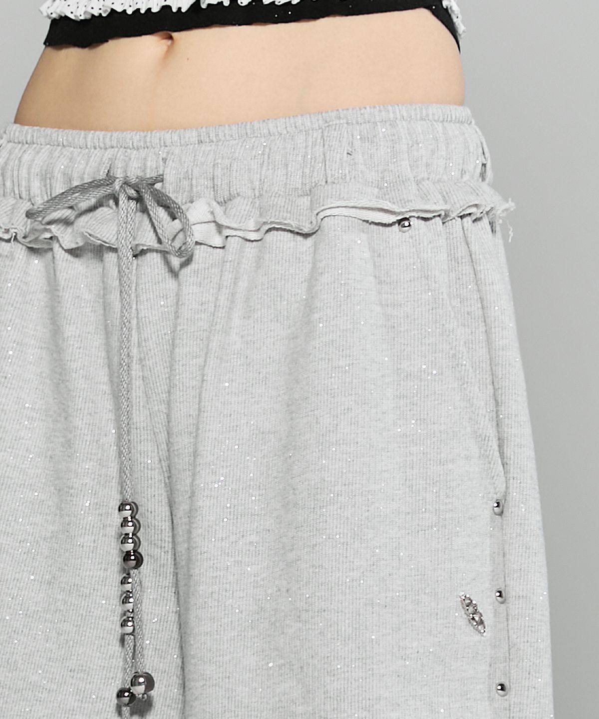 체리퀴리(CHERRYQUIRI) stud twinkle jogger bermuda pt - grey