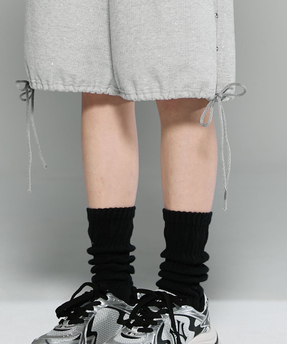 체리퀴리(CHERRYQUIRI) stud twinkle jogger bermuda pt - grey