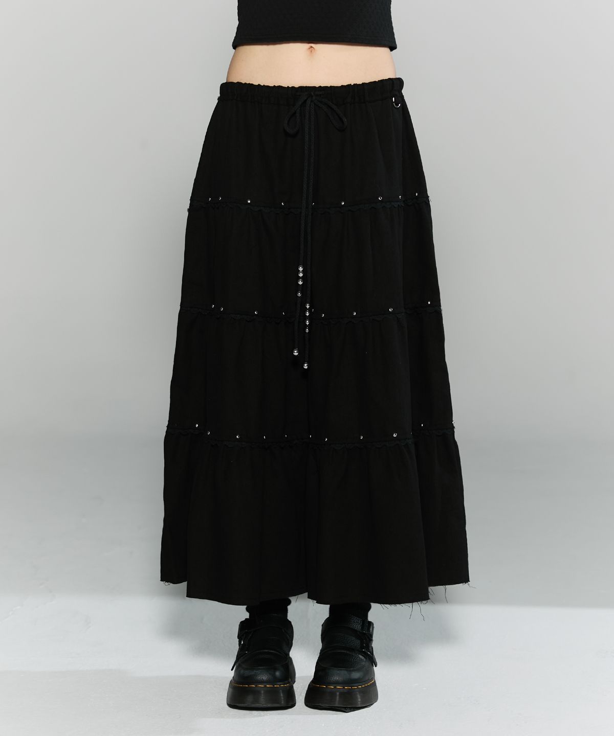 체리퀴리(CHERRYQUIRI) lace stud cancan long sk - black