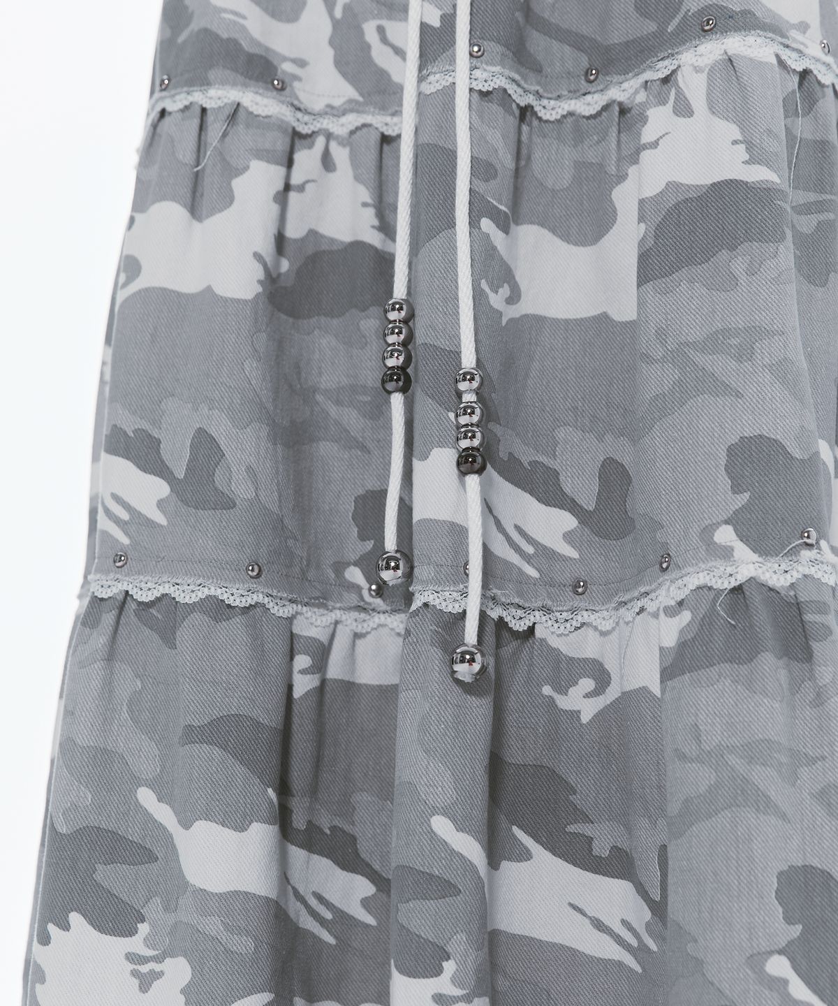체리퀴리(CHERRYQUIRI) lace stud cancan long sk - camo