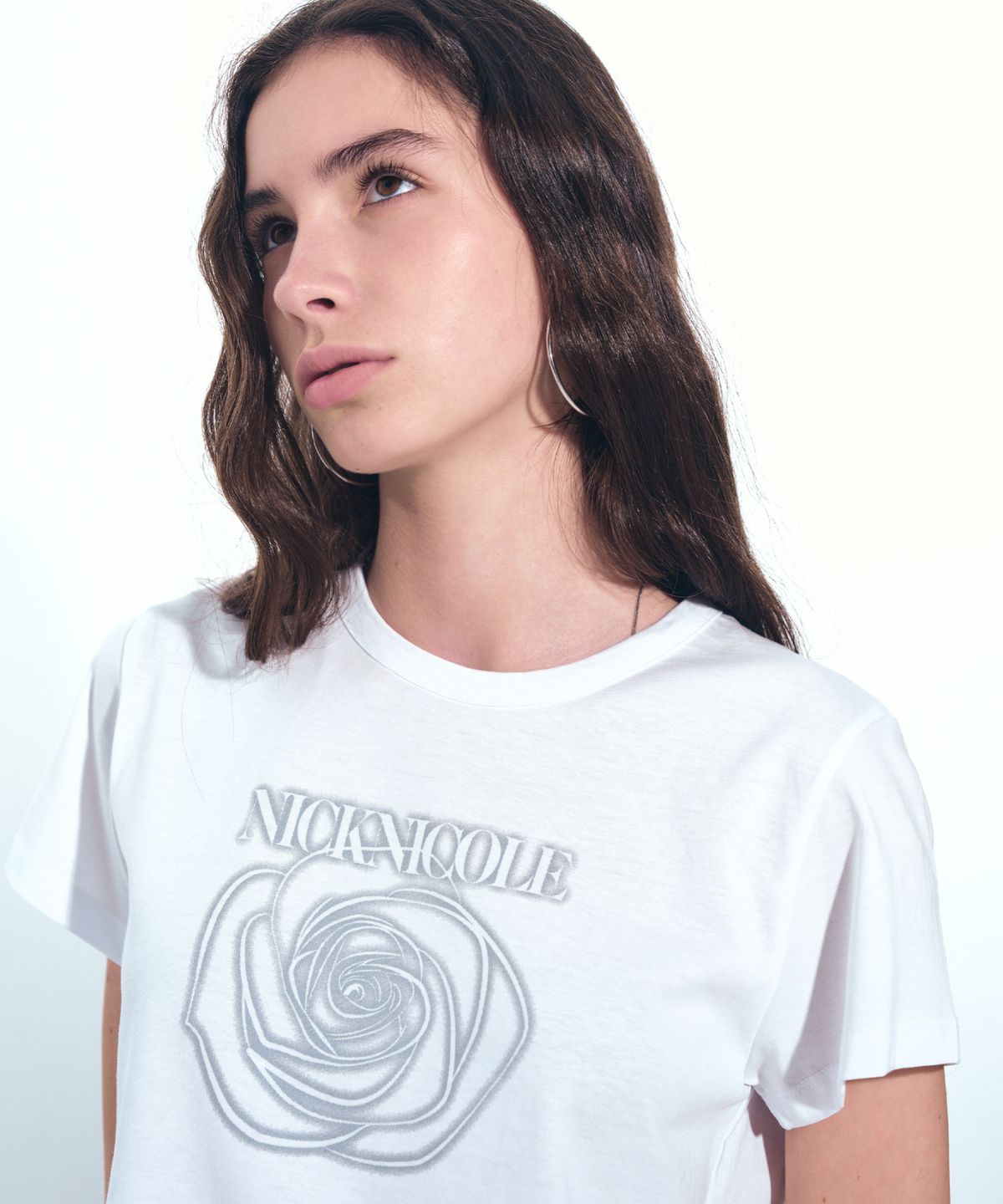 닉앤니콜(NICK&NICOLE) ROSE SHADOW CROP TOP_WHITE GRAY