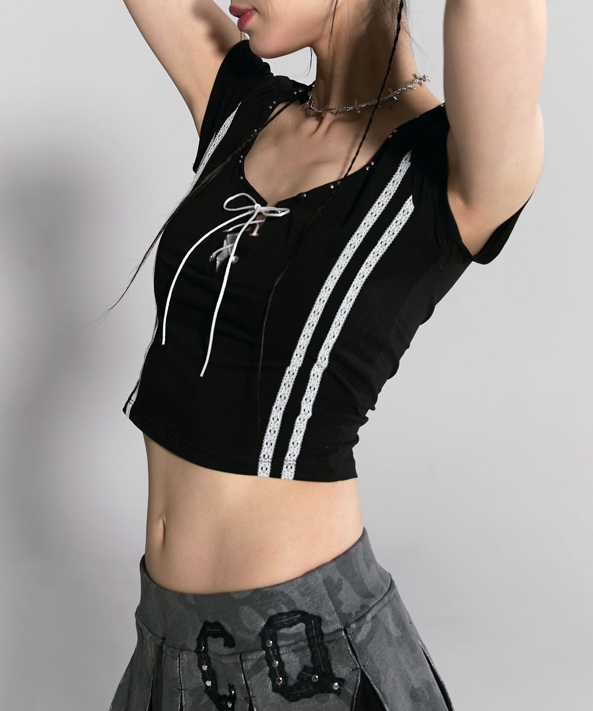 체리퀴리(CHERRYQUIRI) twin lace metalic tee - black