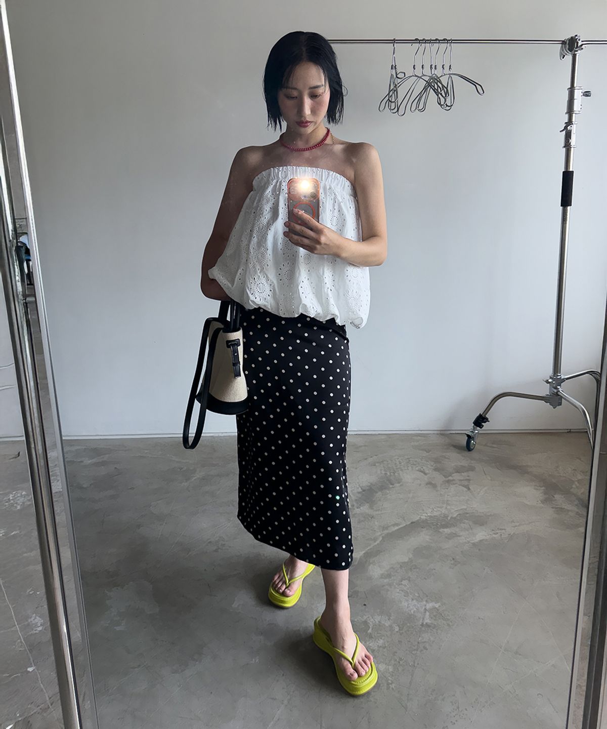 320쇼룸(320SHOWROOM) Polka Dot Banding Skirt Black