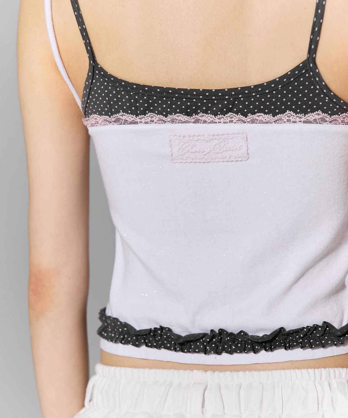 체리퀴리(CHERRYQUIRI) twinkle wrinkle dot sleeveless - white