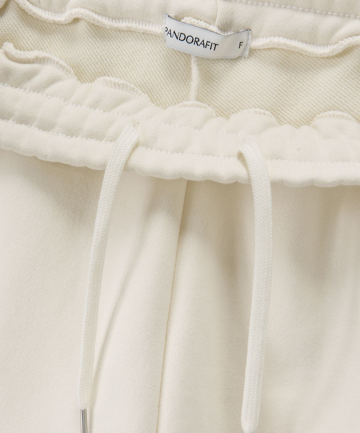 판도라핏(PANDORAFIT) Lace Sweat Half Pants (cream)