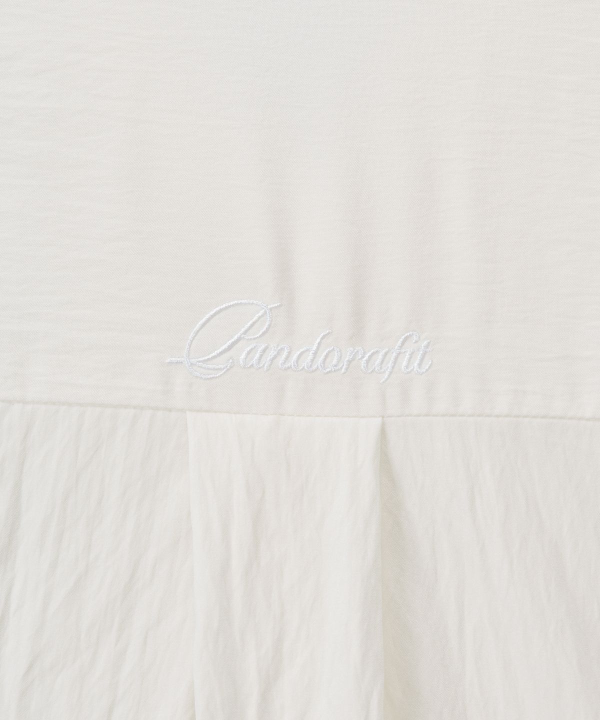 판도라핏(PANDORAFIT) Unbalance Crop Shirts (white)