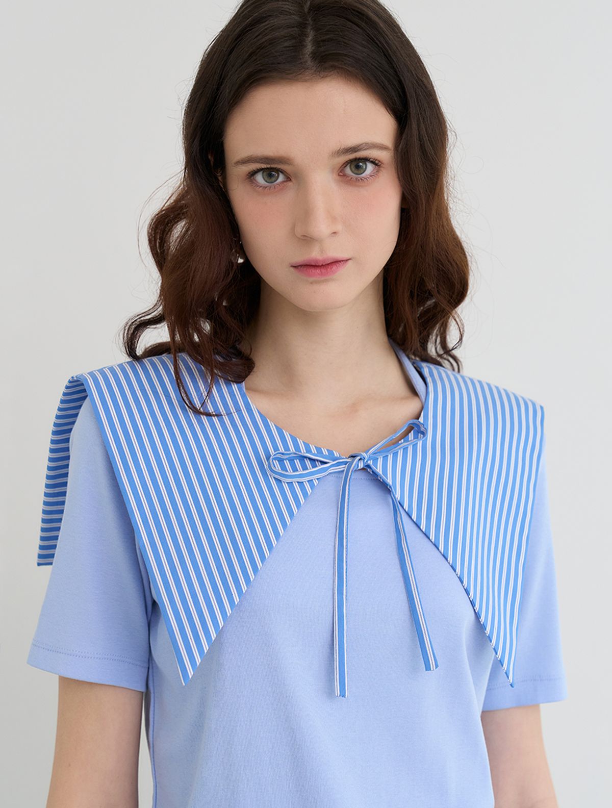 르이엘(LE YIEL) Ribbon Cape Collar_Blue 리본 케이프 카라_블루