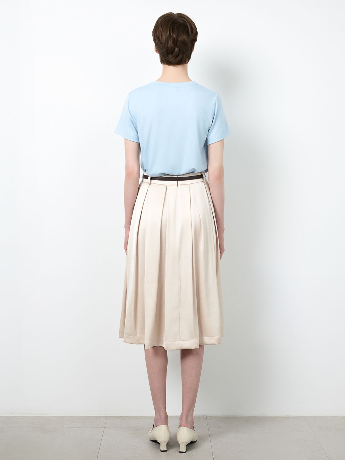 로에(LEAUET) Belle Beige Pleated Midi Skirt (Belt Set)
