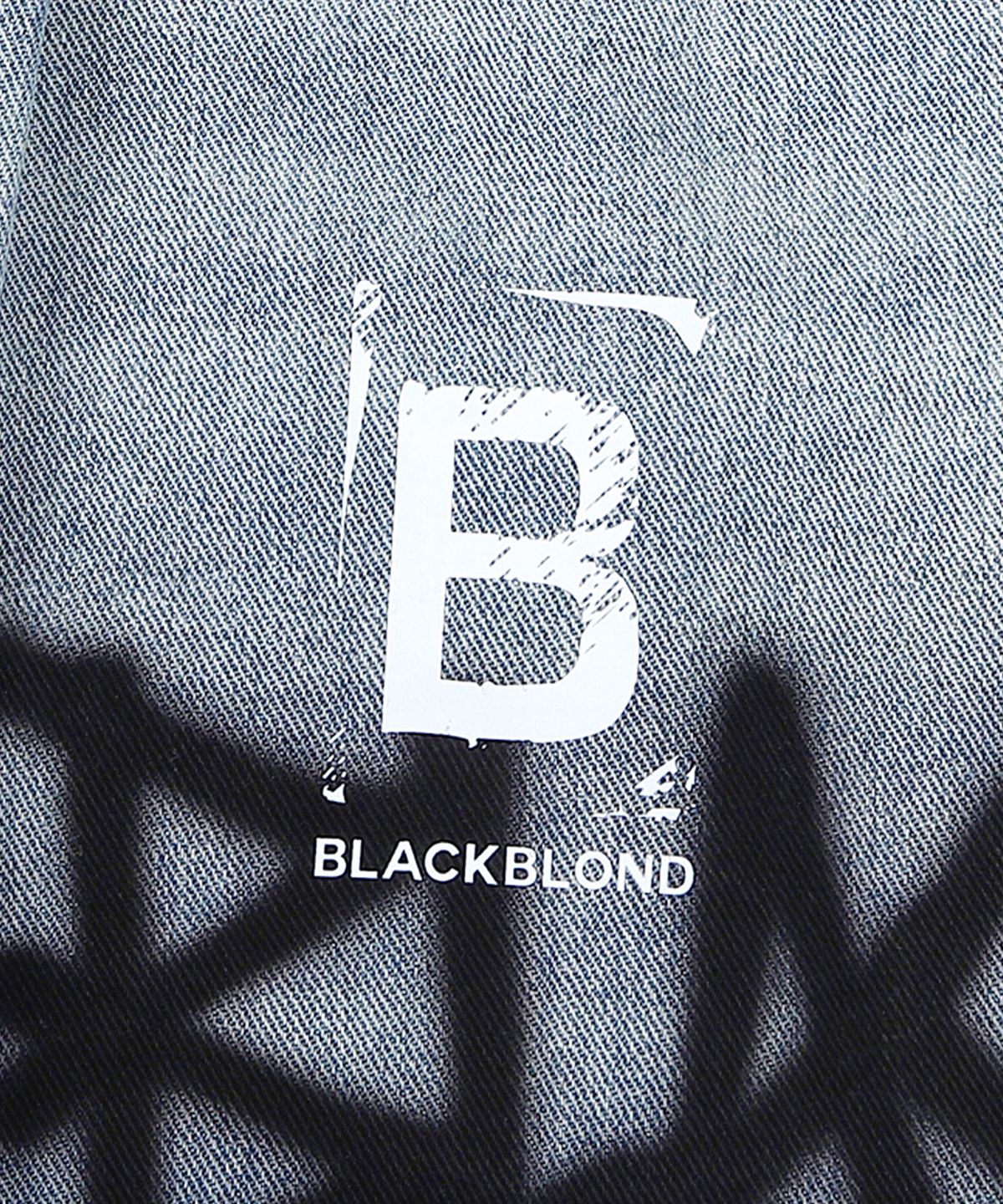 블랙블론드(BLACKBLOND) 비비디 빈티지 클래쉬 데님 반바지 (라이트 블루)