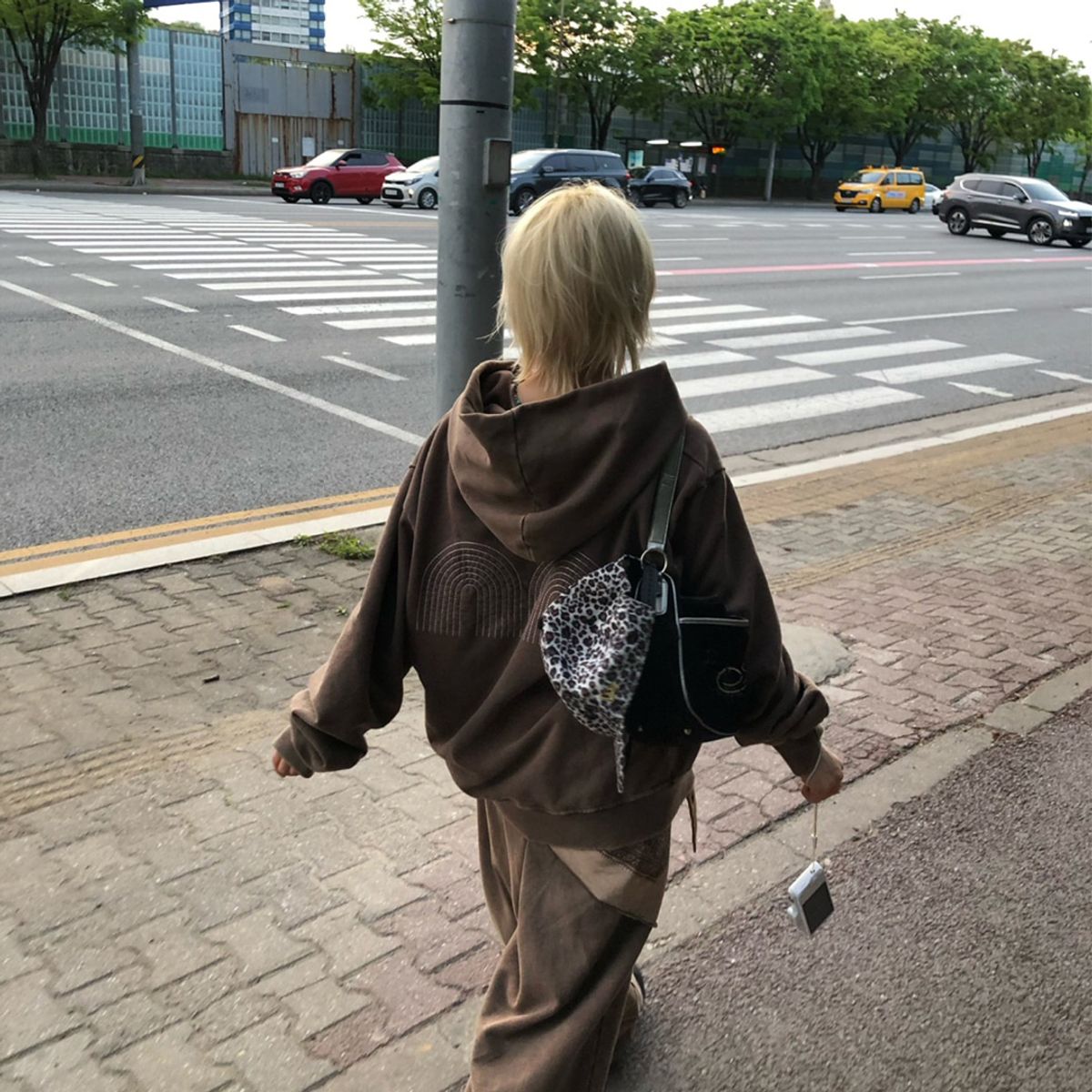 낫뉴(NOT NEW) Basic nn Hoodie Washed Brown