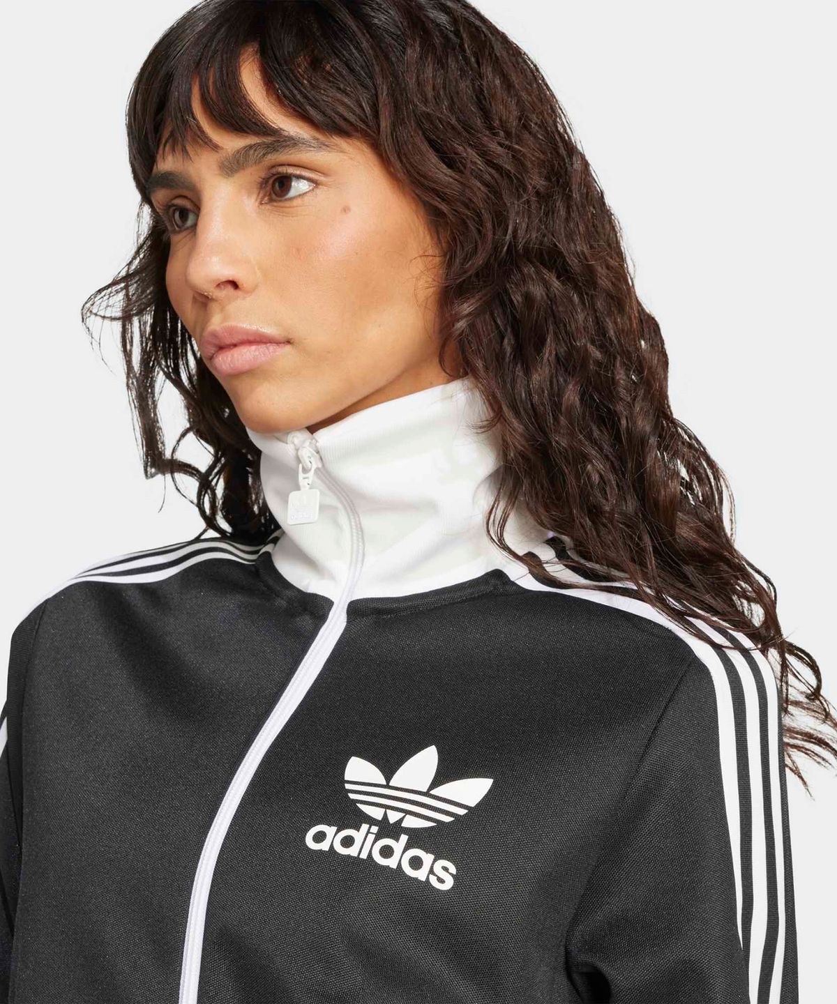 아디다스(ADIDAS) 베켄바우어 트랙탑 - 블랙:화이트 / HZ3743