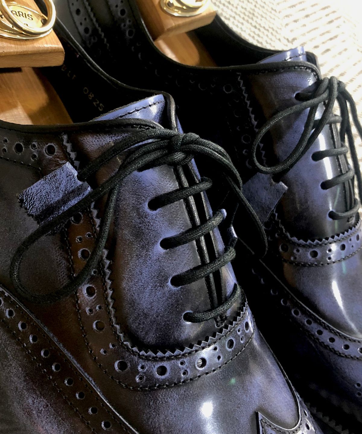조앤슈(JOENSHOE) 헤리티지 윙팁 브로깅 옥스퍼드 콘플라워 블루