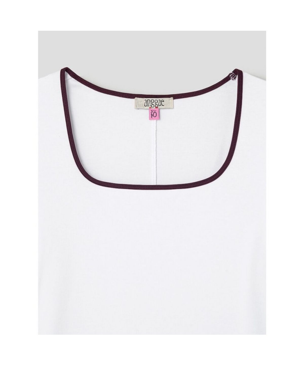 앙개(ANGGAE) Square Neck Tshirt  Ivory