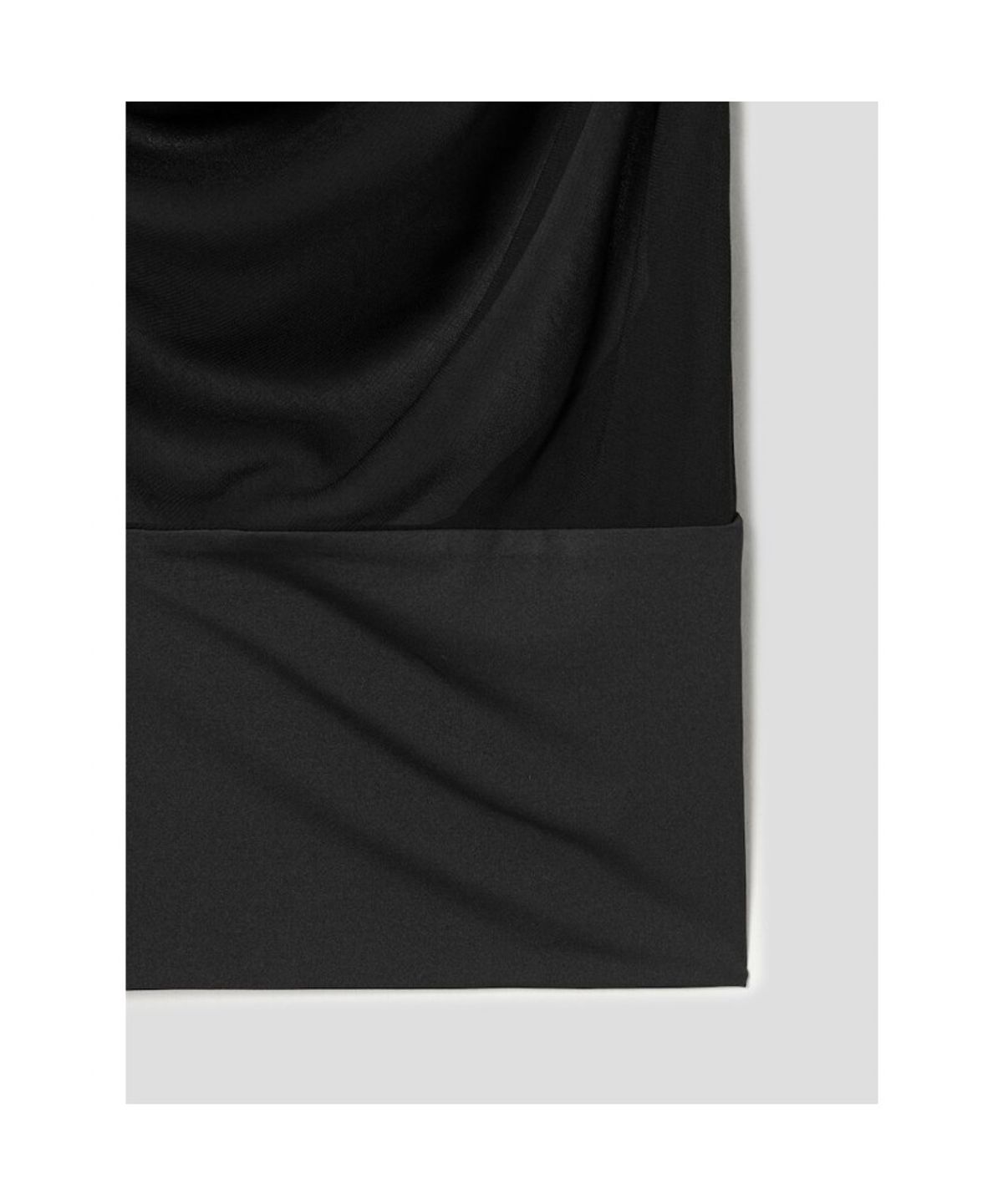 앙개(ANGGAE) Halter Neck Blouse  Black