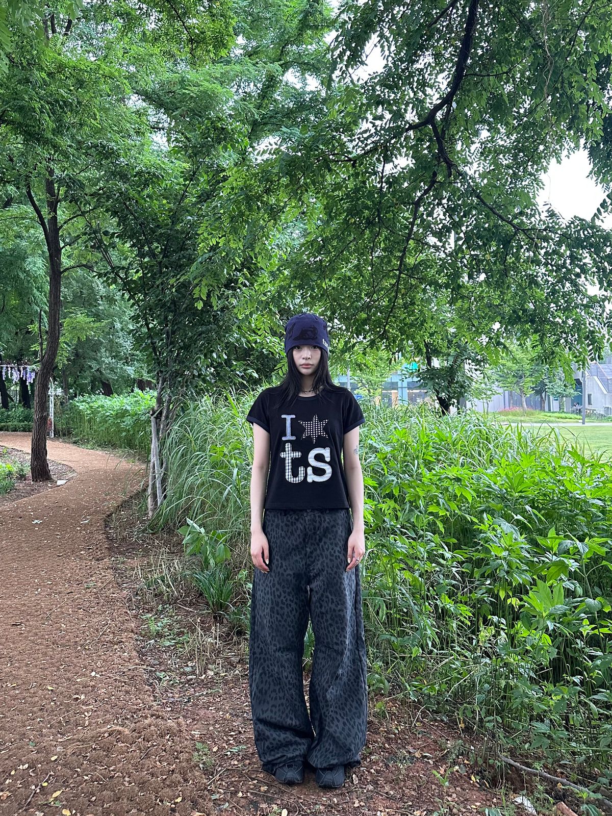 탄산마그네슘(TANSANMAGNESIUM) 링거 티셔츠 (블랙)