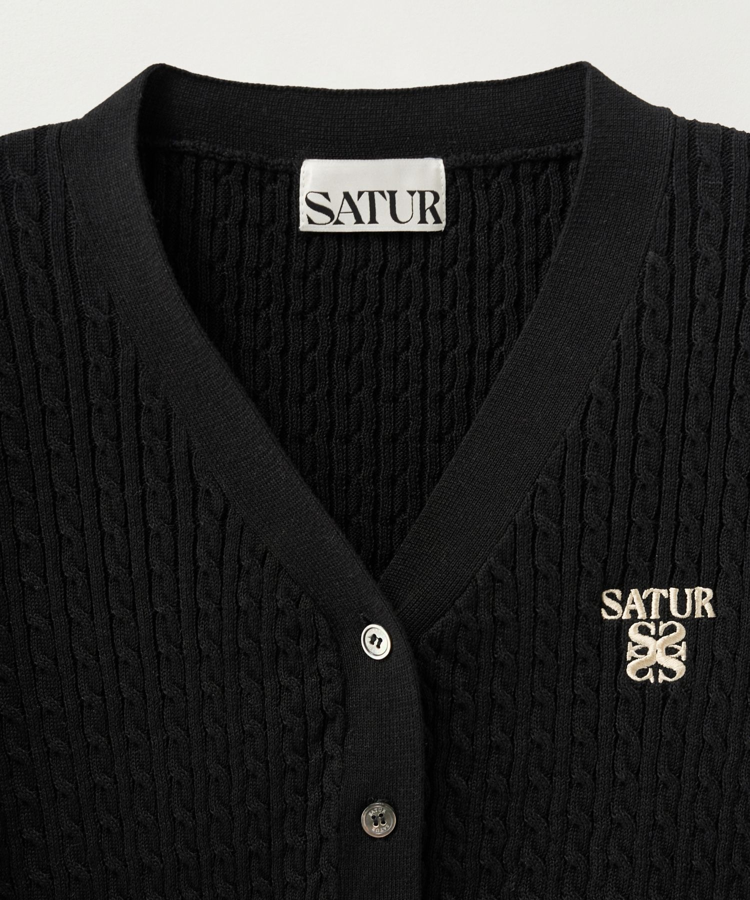 MUSINSA | SATUR (W) Cable Knit Half Cardigan Black