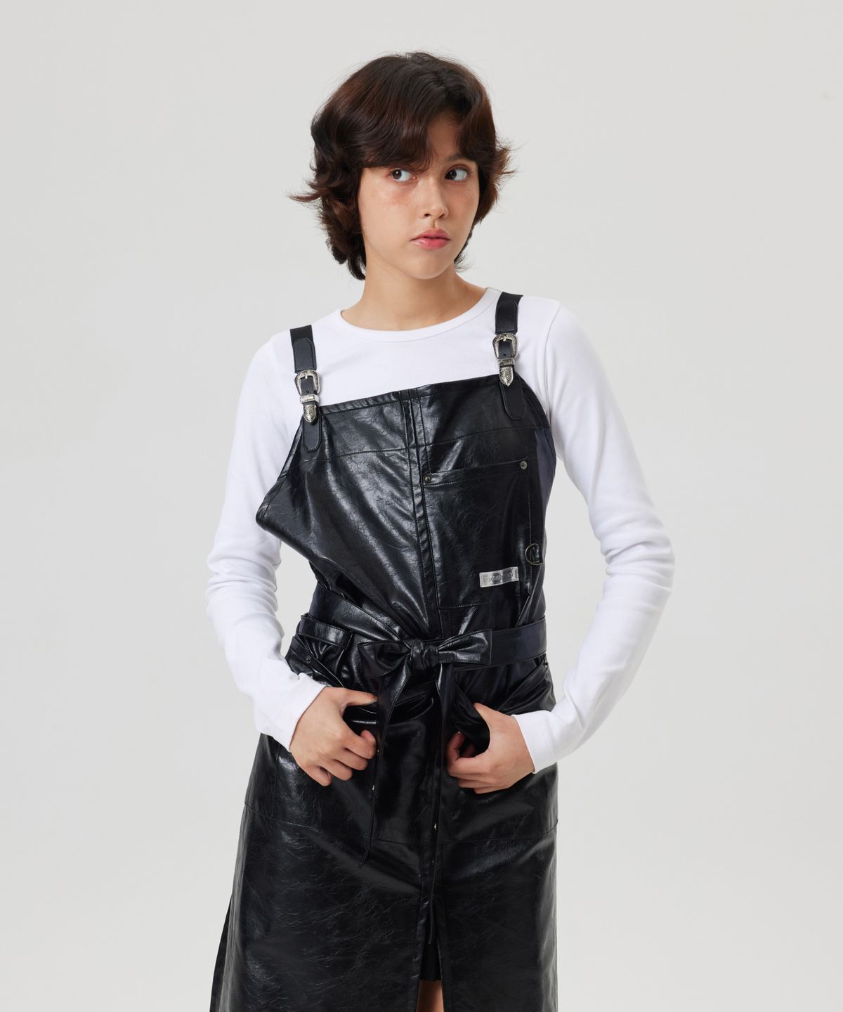 수달컴퍼니(SOODALCOMPAMY) 웨스턴 라이더 숏 네로 앞치마