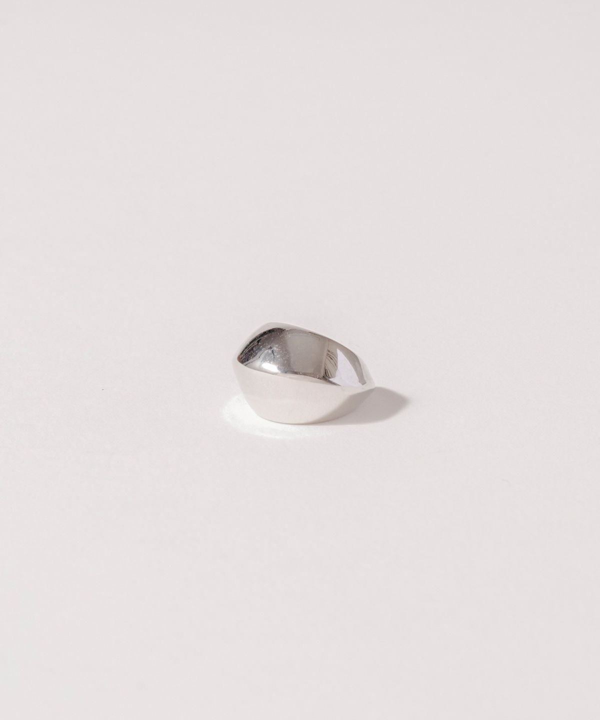 노비스도쿄(NOVICE TOKYO) 디스크 후프 이어 커프 Disc Hoop Ear Cuff / Silver