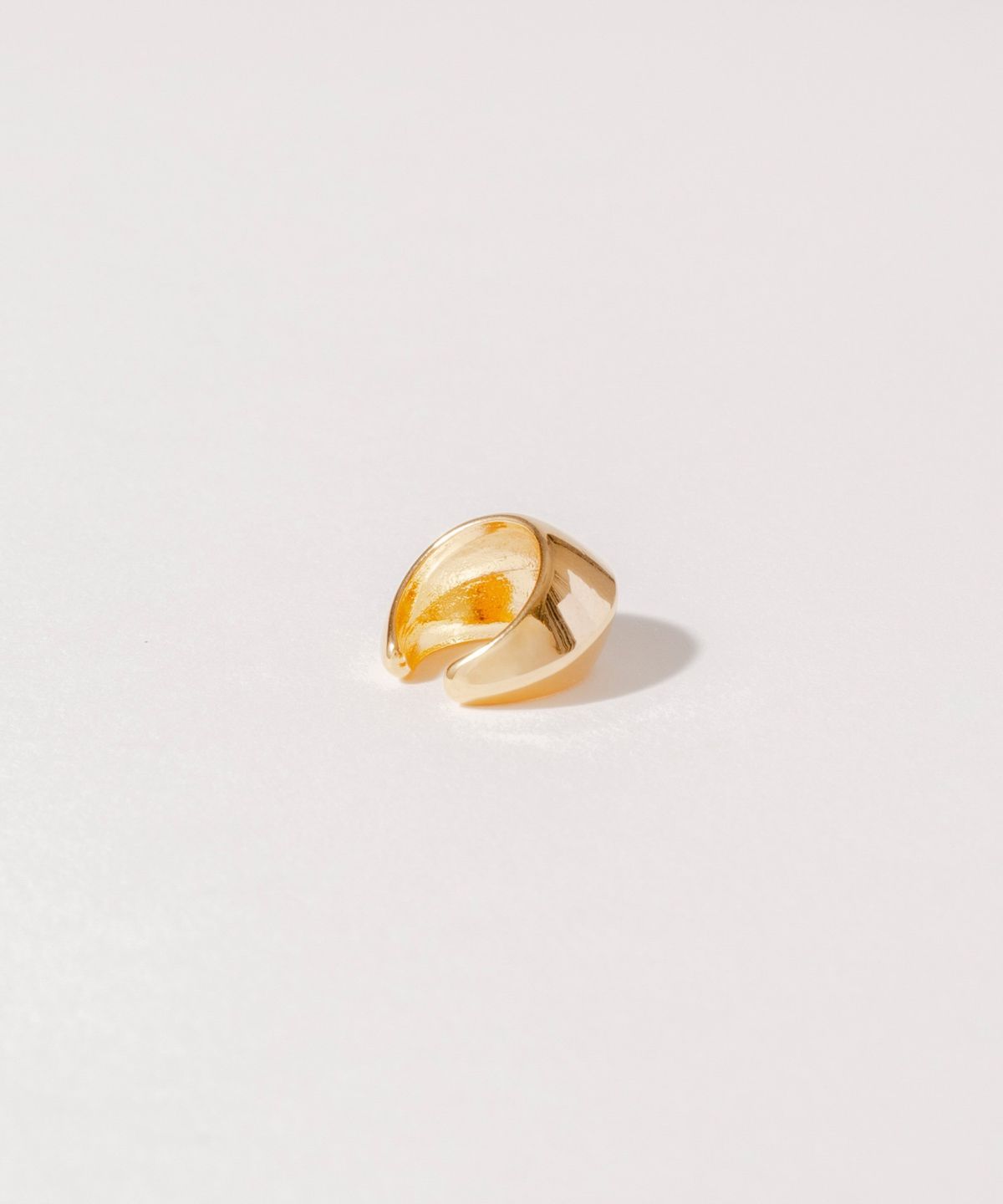 노비스도쿄(NOVICE TOKYO) 디스크 후프 이어 커프 Disc Hoop Ear Cuff  / Gold