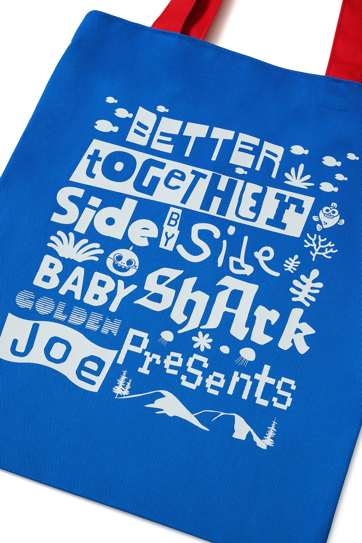 골든조(GOLDENJOE) [ GOLDENJOE X BABY SHARK] BETTER  TOGETHER TOTE