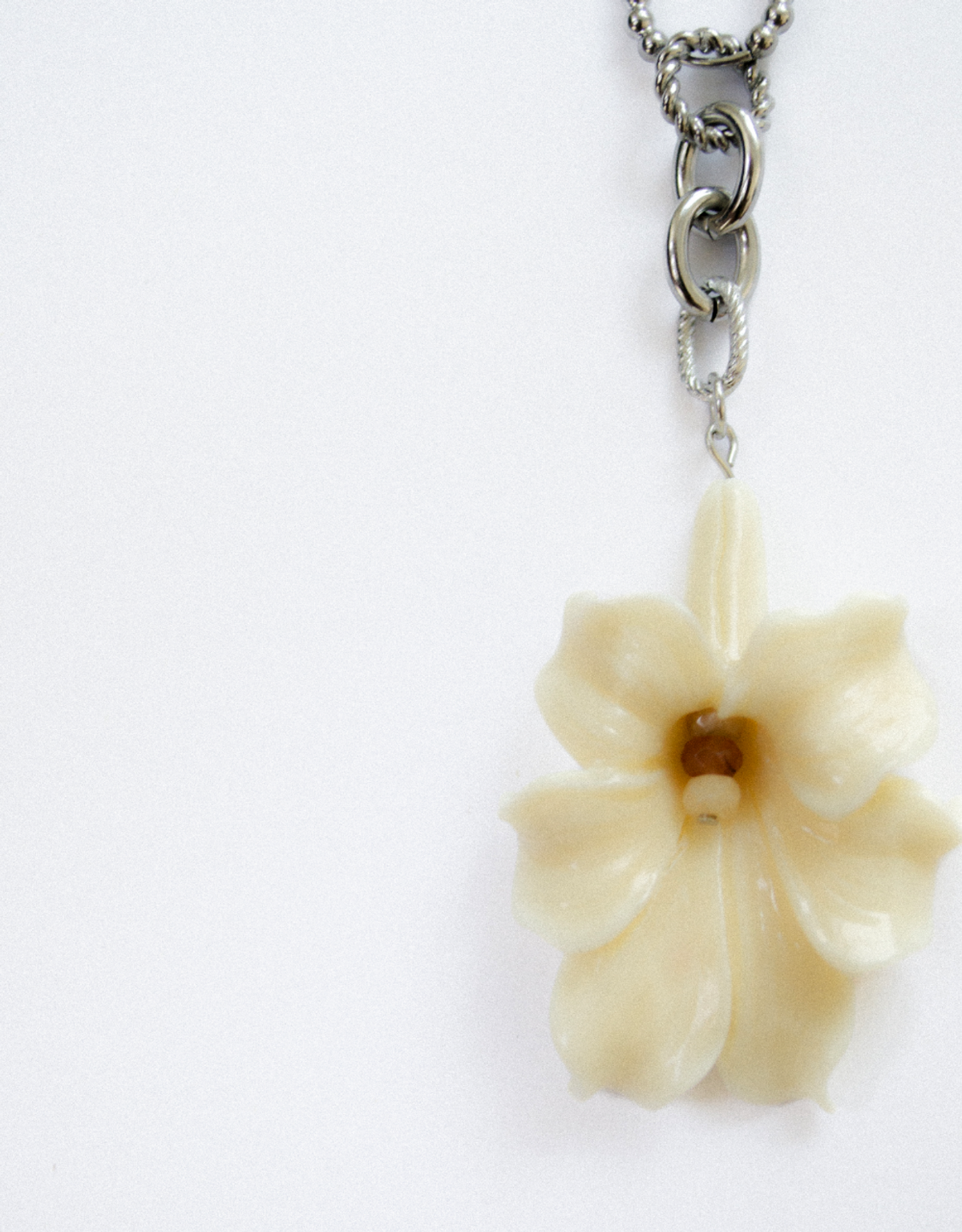 이보키(EVOKY) Desert petal charm