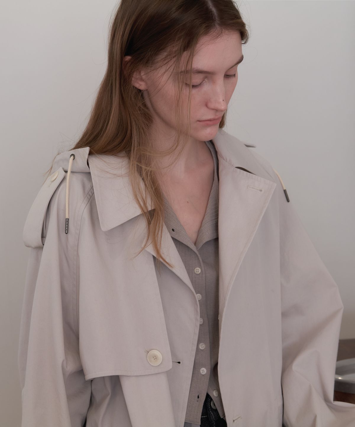앤테(AENTE) Hooded oversized trench coat - Light gray