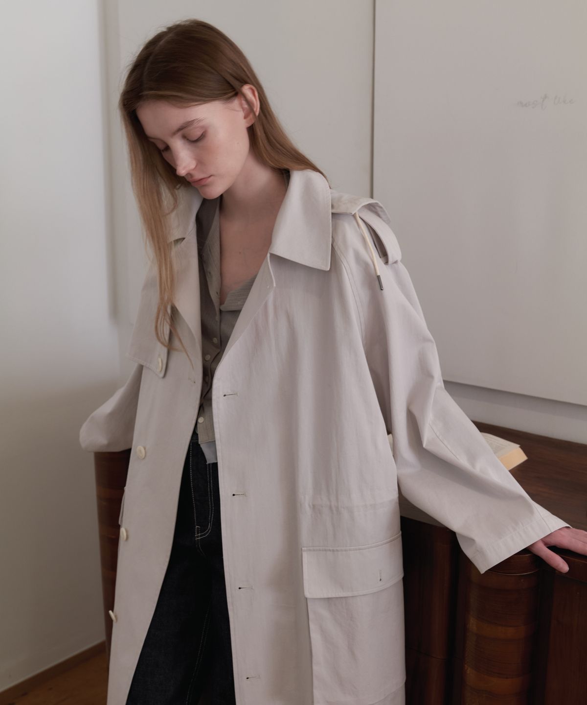 앤테(AENTE) Hooded oversized trench coat - Light gray