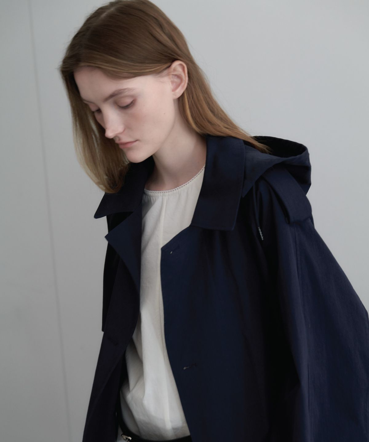 앤테(AENTE) Hooded oversized trench coat - Navy