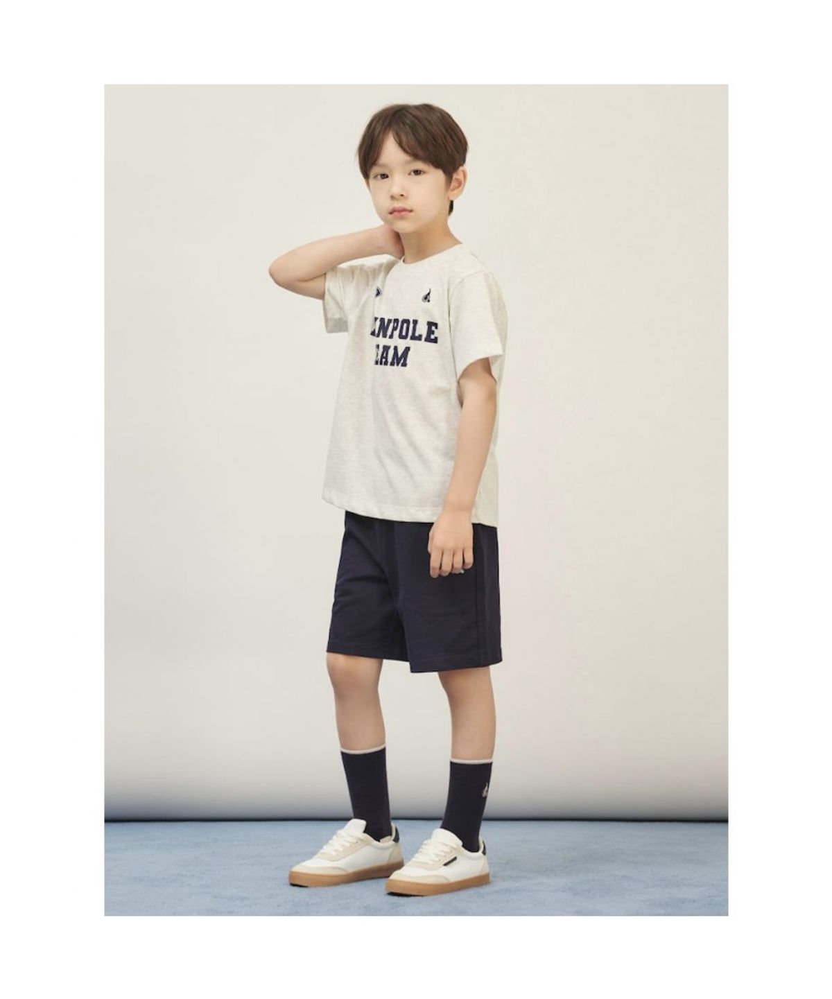 빈폴 키즈(BEANPOLE KIDS) BP FOOTBALL CLUB 라운드넥 그래픽 2PCS 상하 세트  라이트 그레이 (BI5642U922)