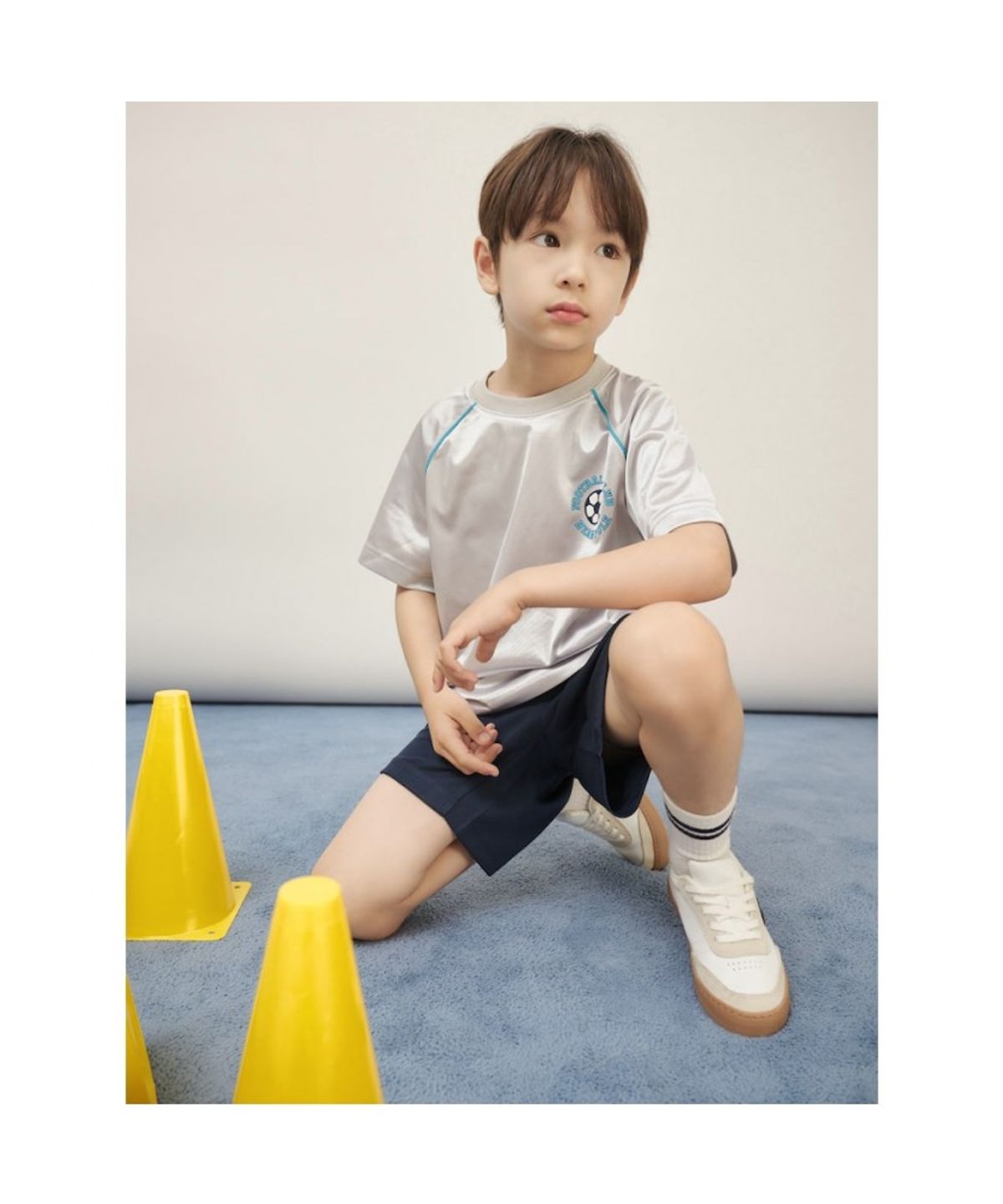 빈폴 키즈(BEANPOLE KIDS) BP FOOTBALL CLUB 메쉬 라글란 그래픽 티셔츠  라이트 그레이 (BI5642U942)