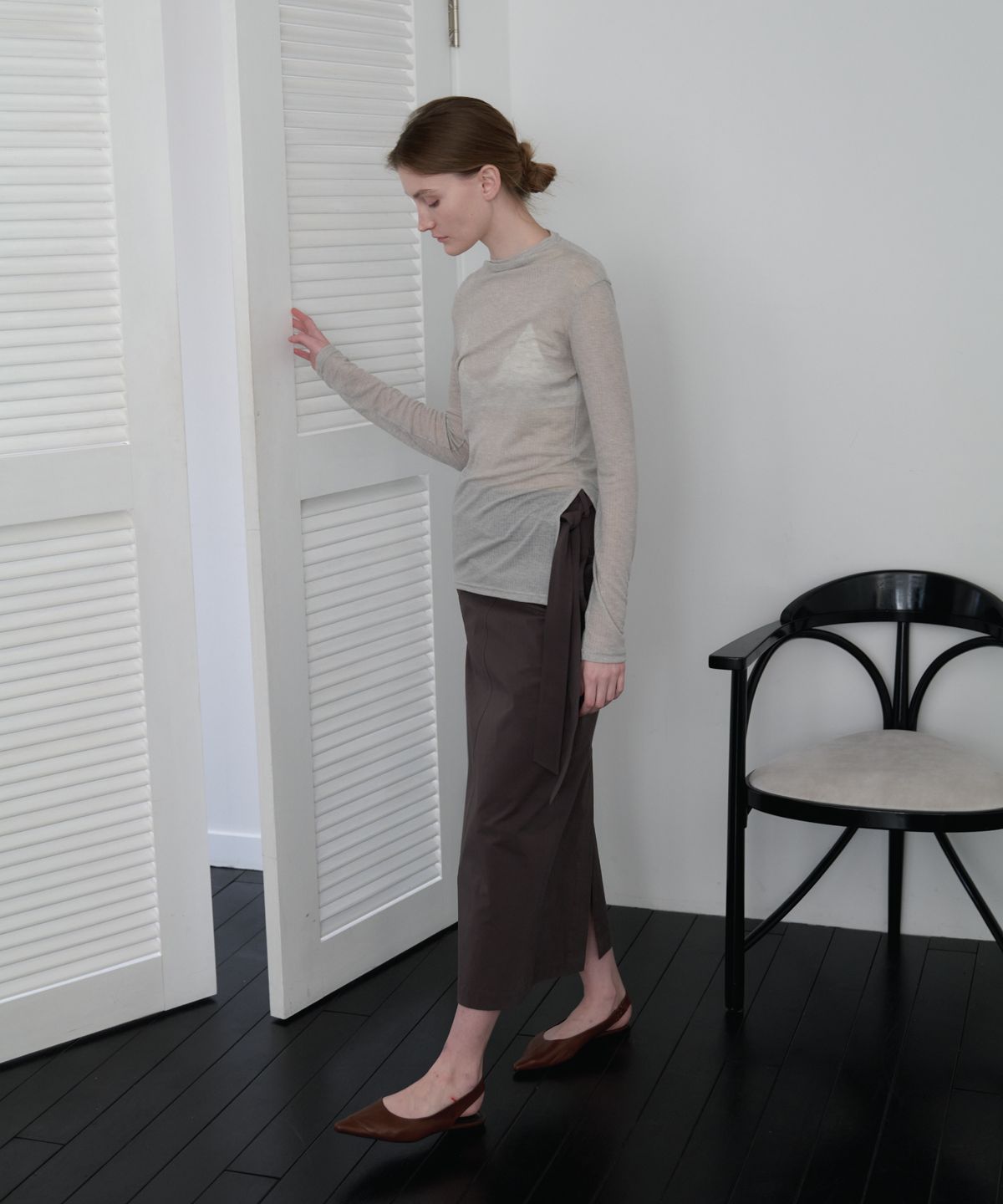 앤테(AENTE) Cotton slit long skirt - Charcoal