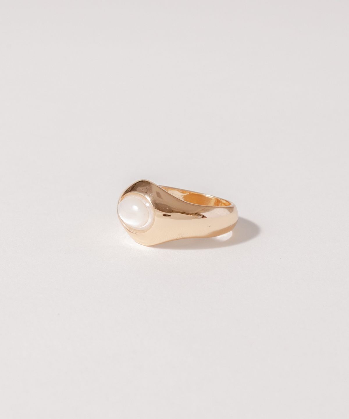 노비스도쿄(NOVICE TOKYO) 오벌 스톤 모티프 링 Oval Stone Motif Ring / Gold