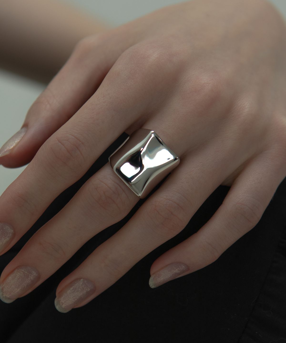노비스도쿄(NOVICE TOKYO) 사각 볼륨 반지 Rectangle Volume Ring / Silver