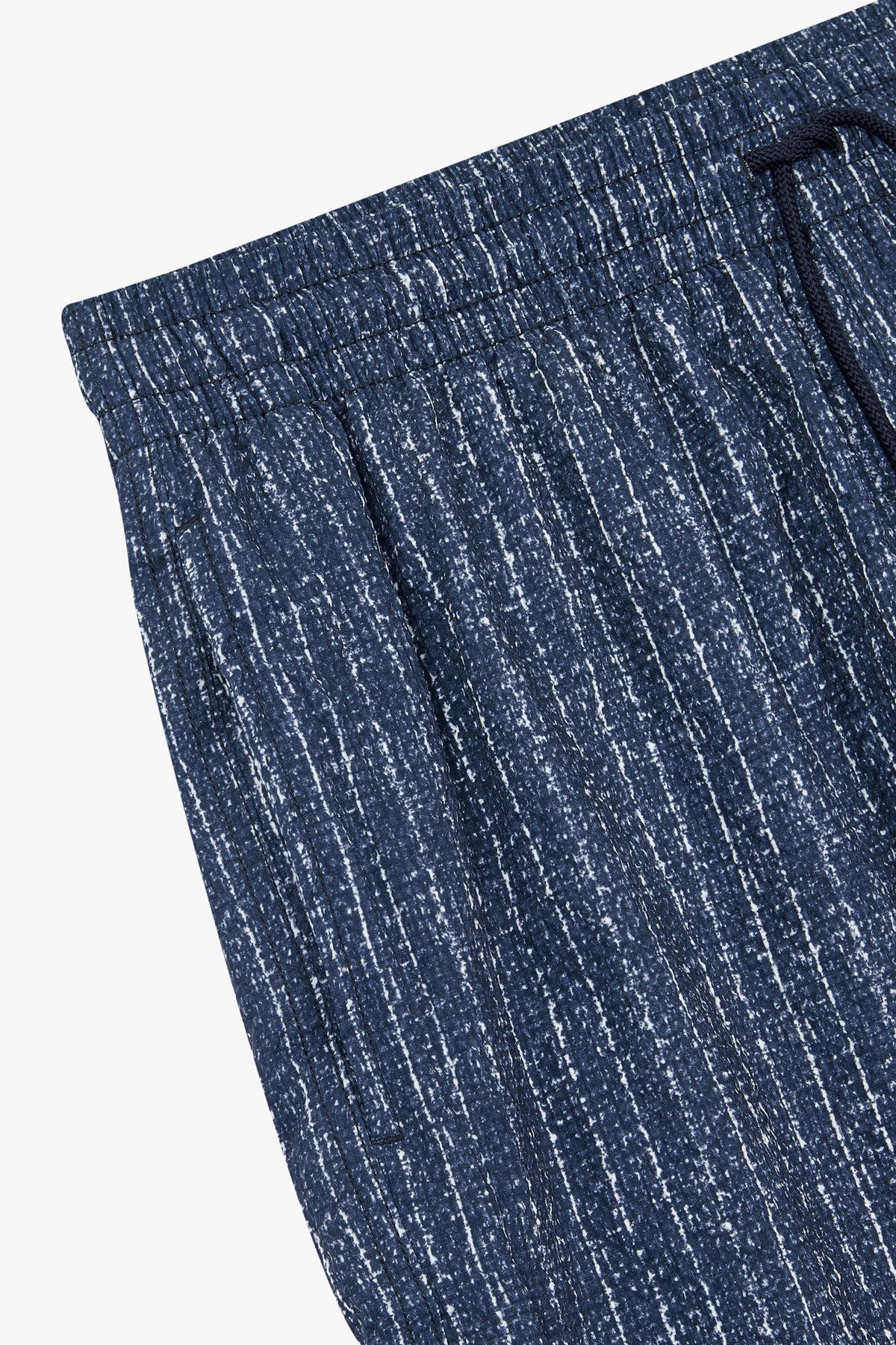 엠포리오 아르마니 언더웨어(EMPORIO ARMANI UNDERWEAR) 남성 스트라이프 패턴 스윔 쇼츠_블루 0815121014