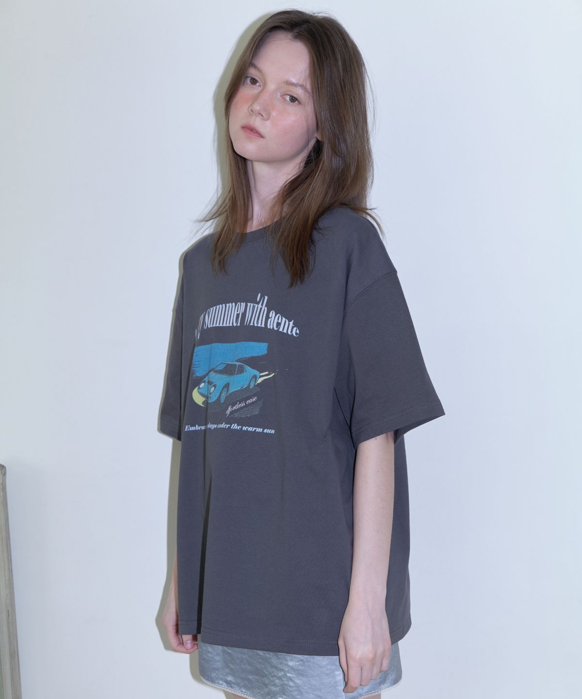 앤테(AENTE) A cozy summer oversized t-shirt - Charcoal
