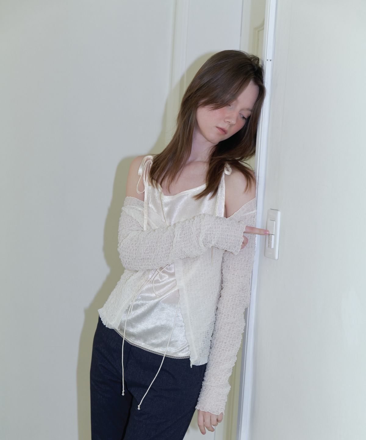 앤테(AENTE) Satin lace sleeveless - Cream