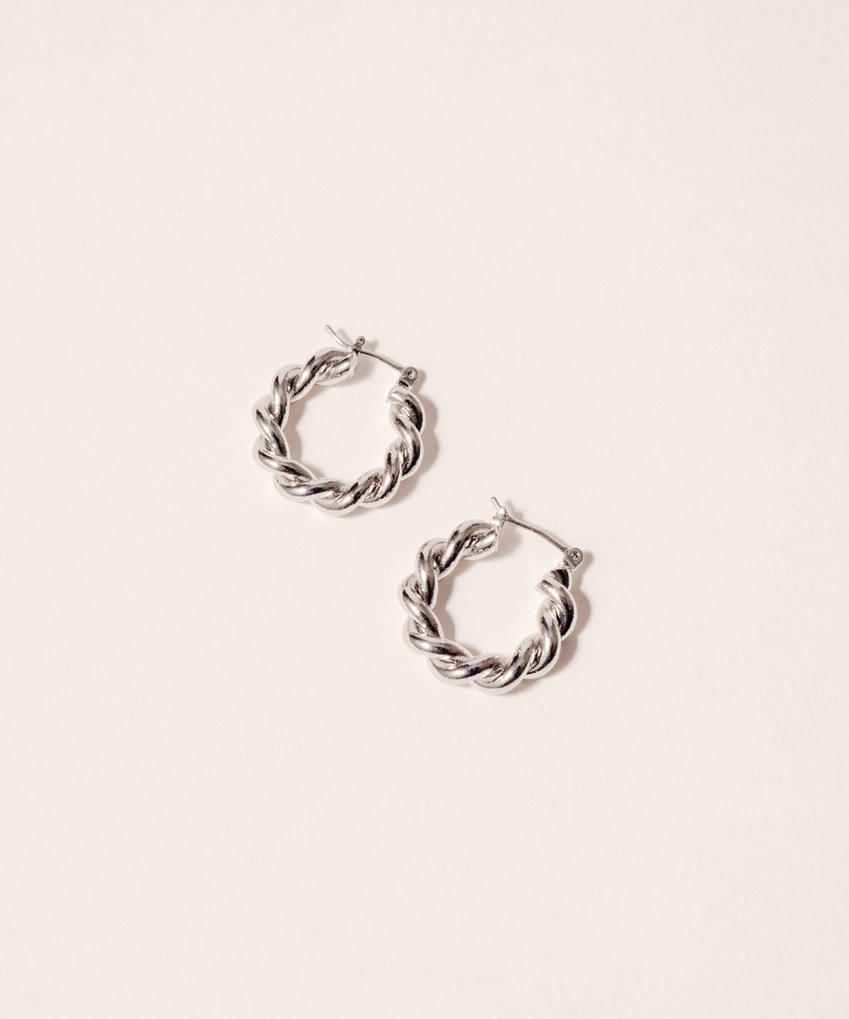 노비스도쿄(NOVICE TOKYO) 로프 후프 피어스 Rope Hoop Pierce / Silver
